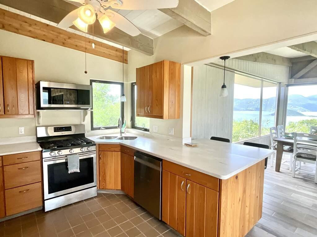 3 bedroom Single Family Home/House for sale in St. John, VI — photo 4