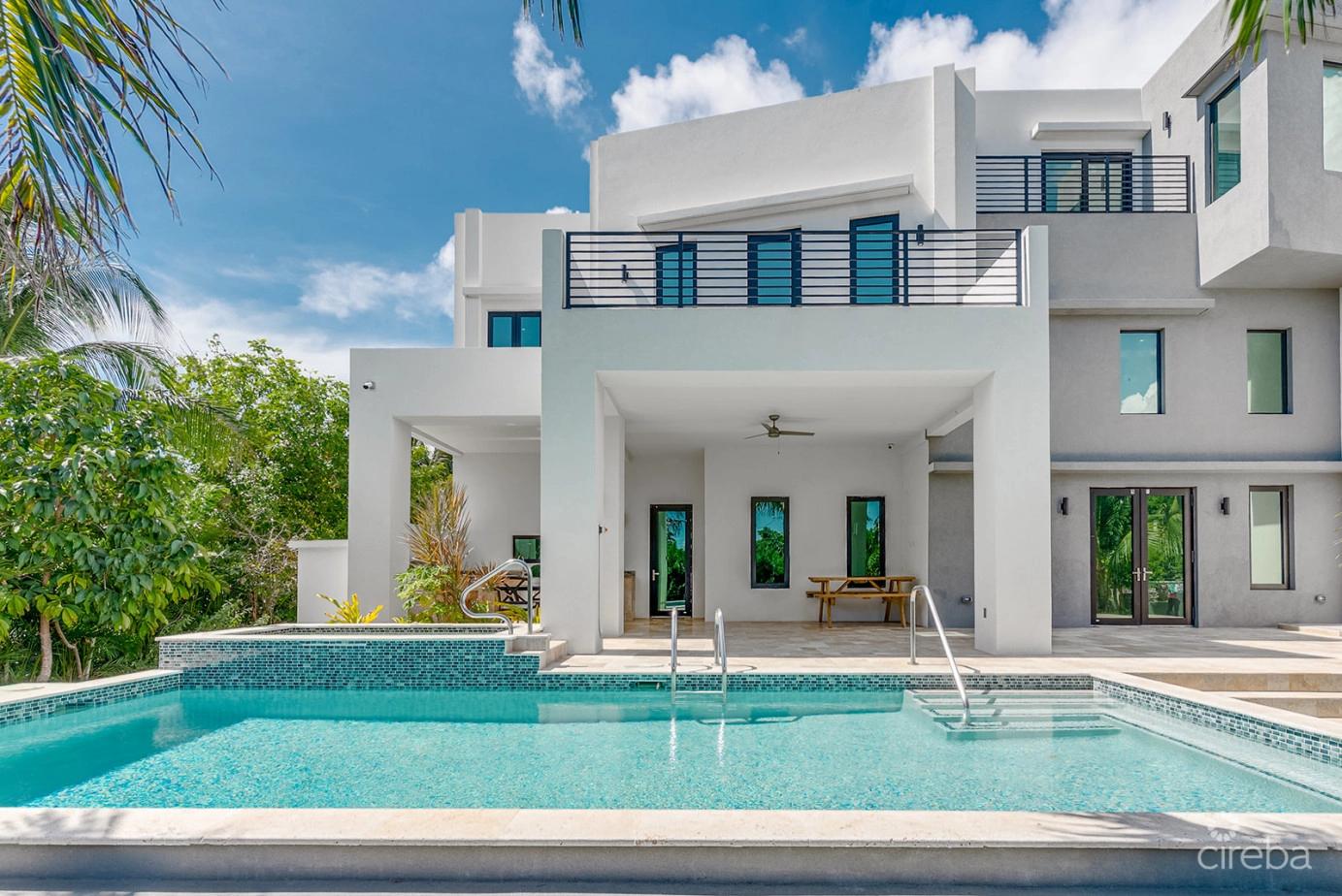 5 bedroom estate for sale in Royal Palms, Cayman Islands — photo 3