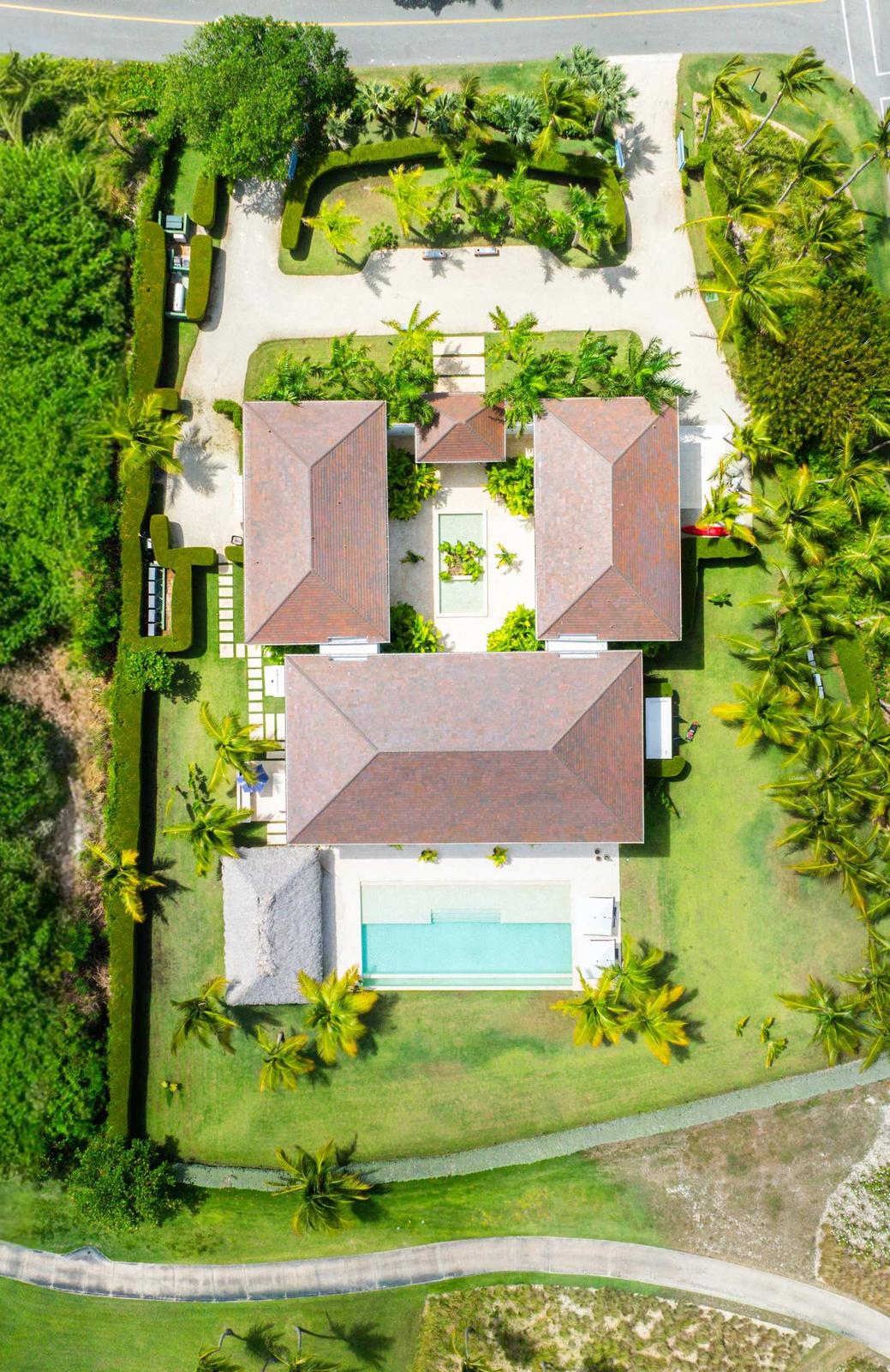 7 Bedroom Luxury Golf-View Villa for Sale, Corales 29, Puntacana Resort & Club, Dominican Republic — photo 2