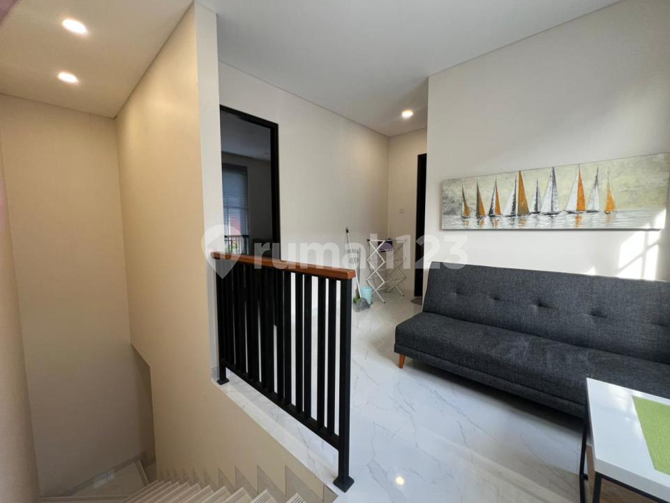 Modern minimalist house in Denpasar Selatan — photo 5