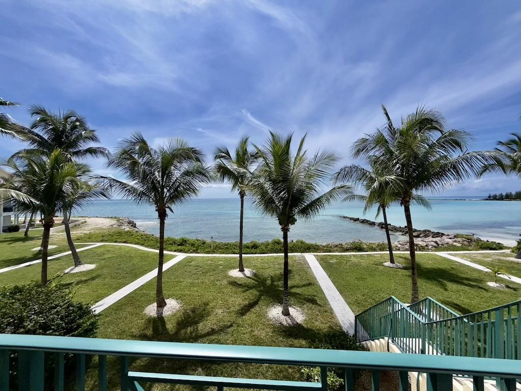 3-bedroom oceanfront condo in Port of Call Villas, Grand Bahama — photo 1