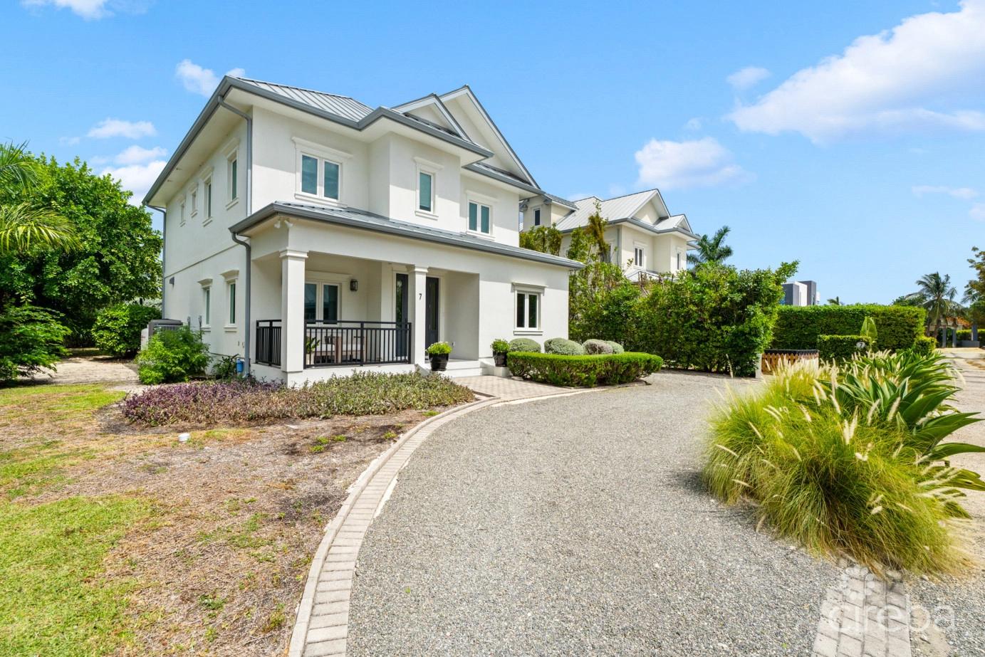 4 bedroom house for sale in South Sound, Cayman Islands — photo 2