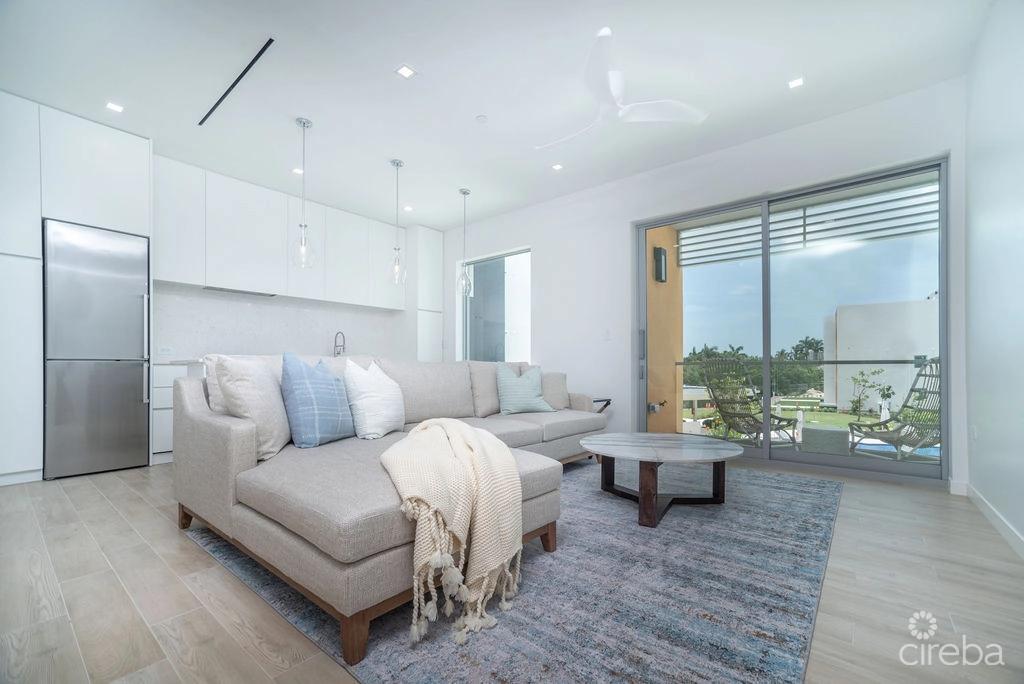 1 Bed One Canal Point Condo in Cayman Islands — photo 2
