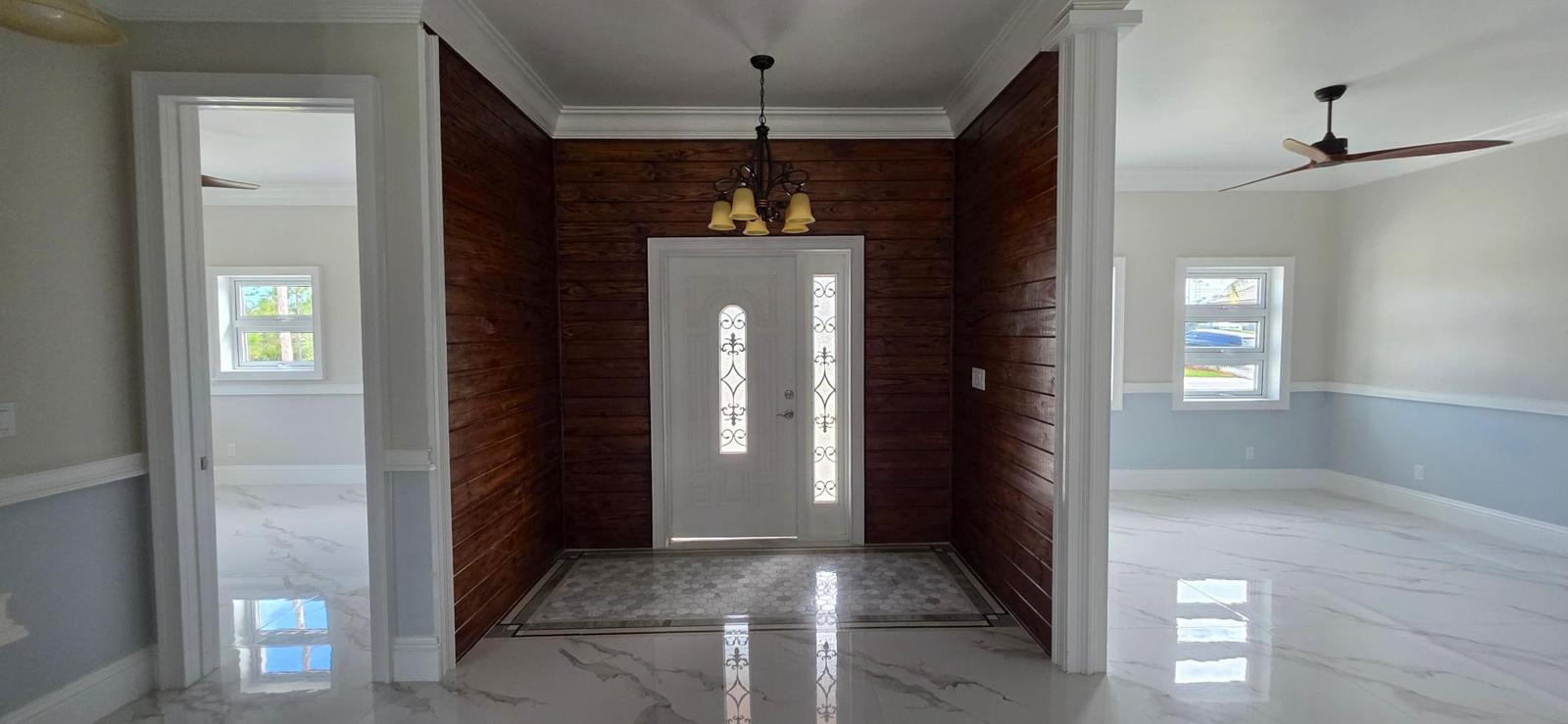 3 bedroom Residence for sale - 13 DEFENDER AVENUE, Grand Bahama — photo 2