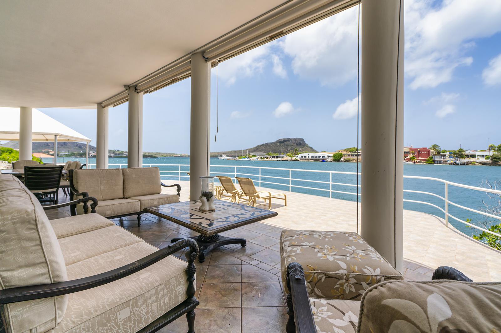4 Bedroom Luxury Waterfront Villa for Sale, Jan Sofat 1D, Curacao — photo 3