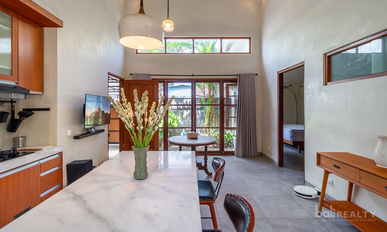 Cozy, Fully Furnished Two-Bedroom Freehold House in Padonan, Canggu — photo 4