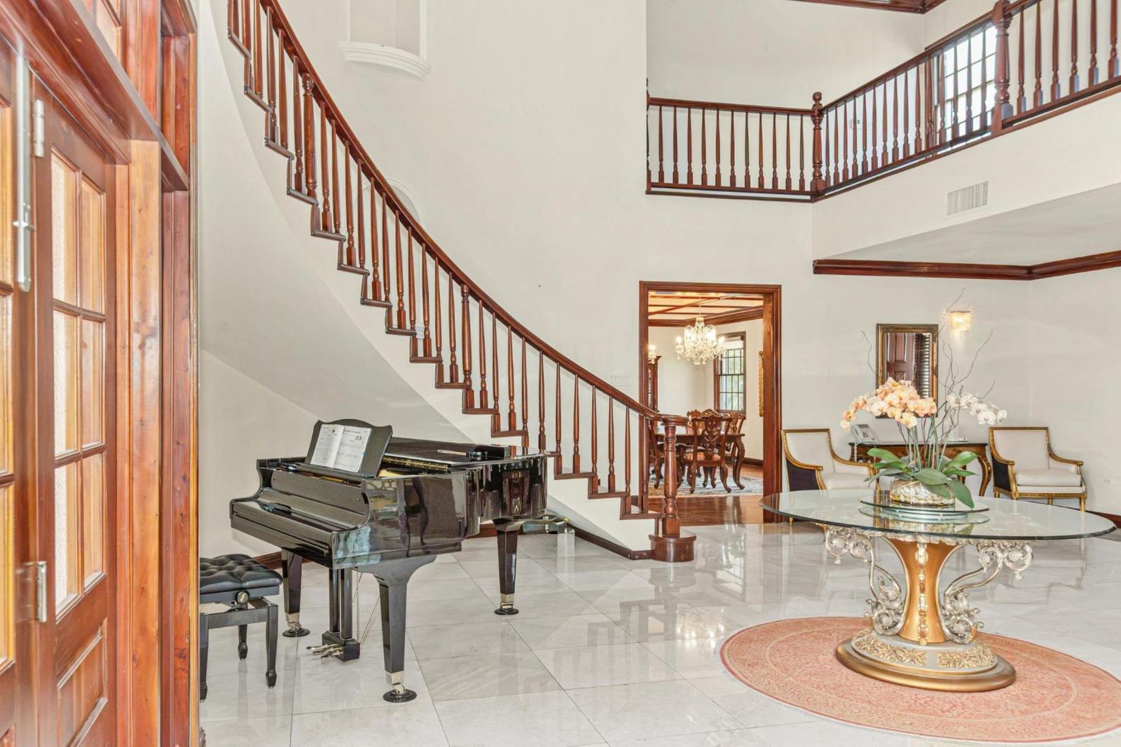4 Bedroom Luxury House for Sale, 1 Montrose Road, Kingston 10, Jamaica — photo 3