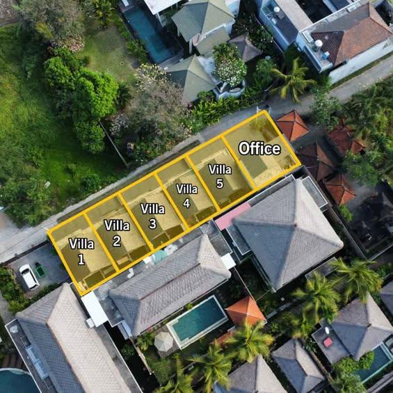 5-bedroom villa in Blahbatoe, Bali, Indonesia — photo 1