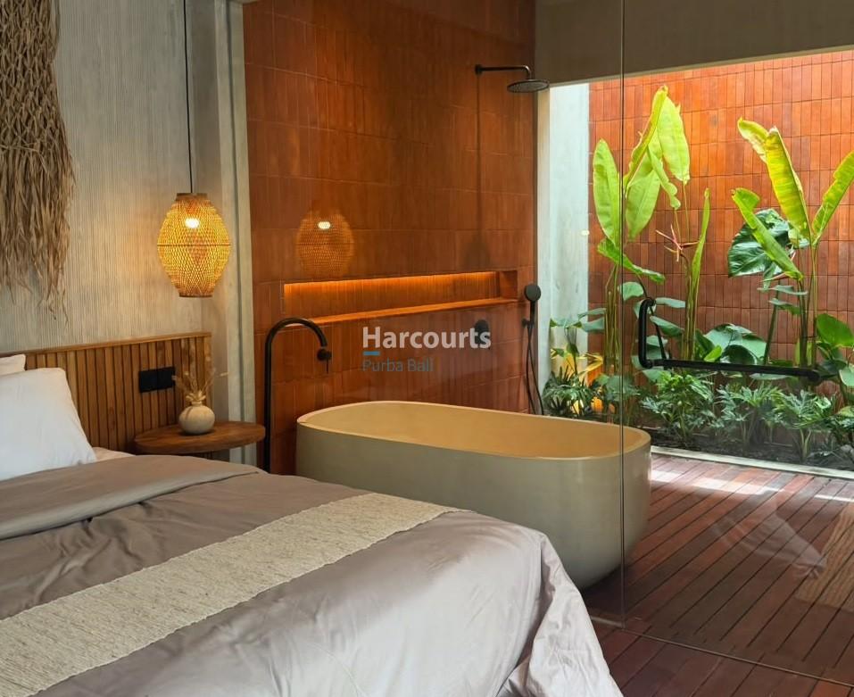Contemporary Tropical Freehold Villa with Private Pool — photo 2