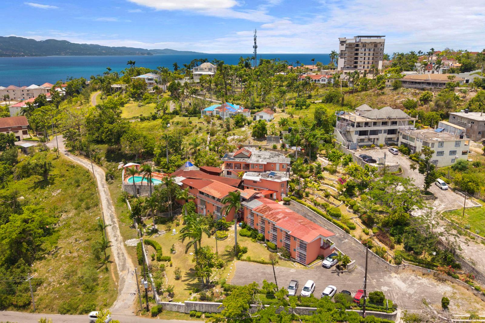 23 Bedroom Boutique Hotel for Sale, Montego Bay — photo 2