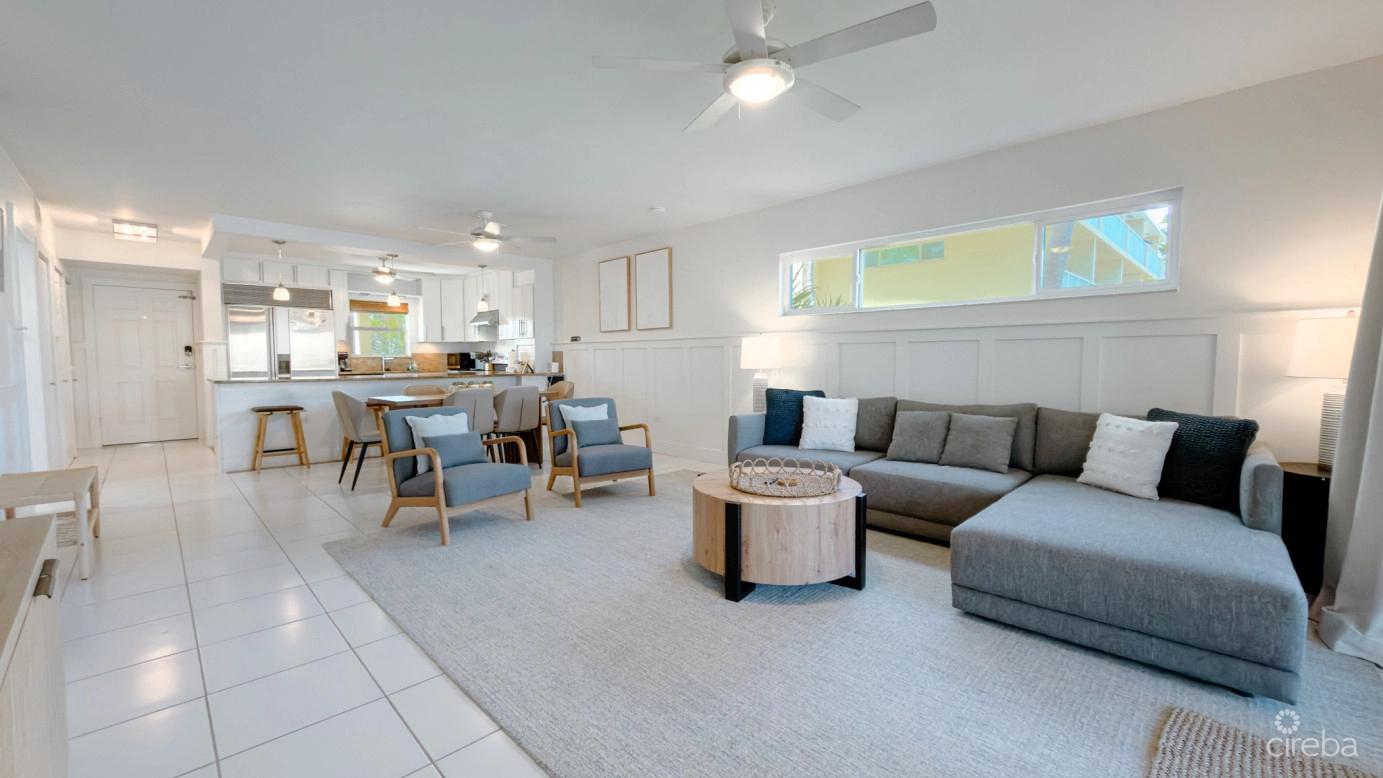 Caribbean Paradise, Beachfront Condo in the Cayman Islands — photo 3
