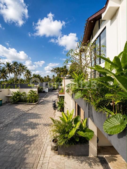 Modern Industrial Luxury Villa for Sale in Mas Ubud — photo 1