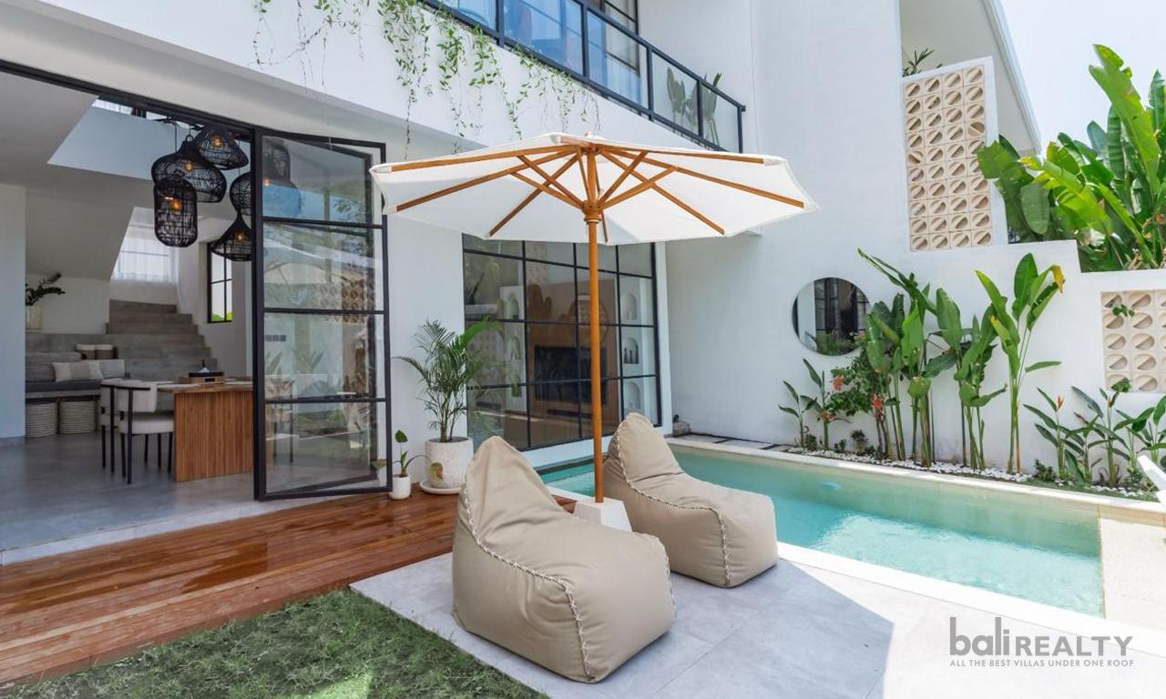 Fully Furnished Two-Bedroom Tropical Villa with Rice Field Views in Buduk’s Developing Area – 2947 — photo 3
