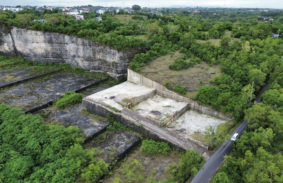 Strategic 425 sqm Freehold Land in Prime Ungasan Residential Zone — photo 2