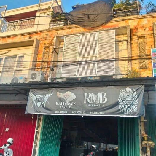 Shophouse for sale in Denpasar — photo 1