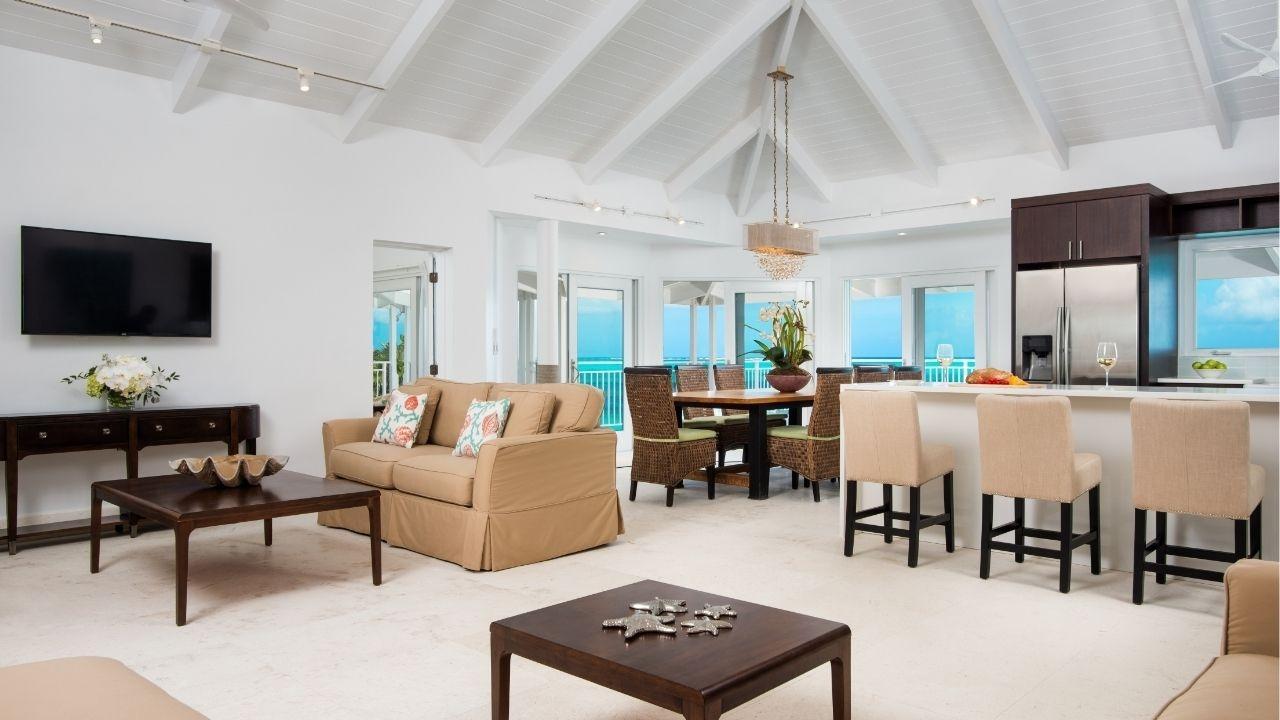 4-bedroom villa in Turtle Cove, Turks and Caicos Islands — photo 5