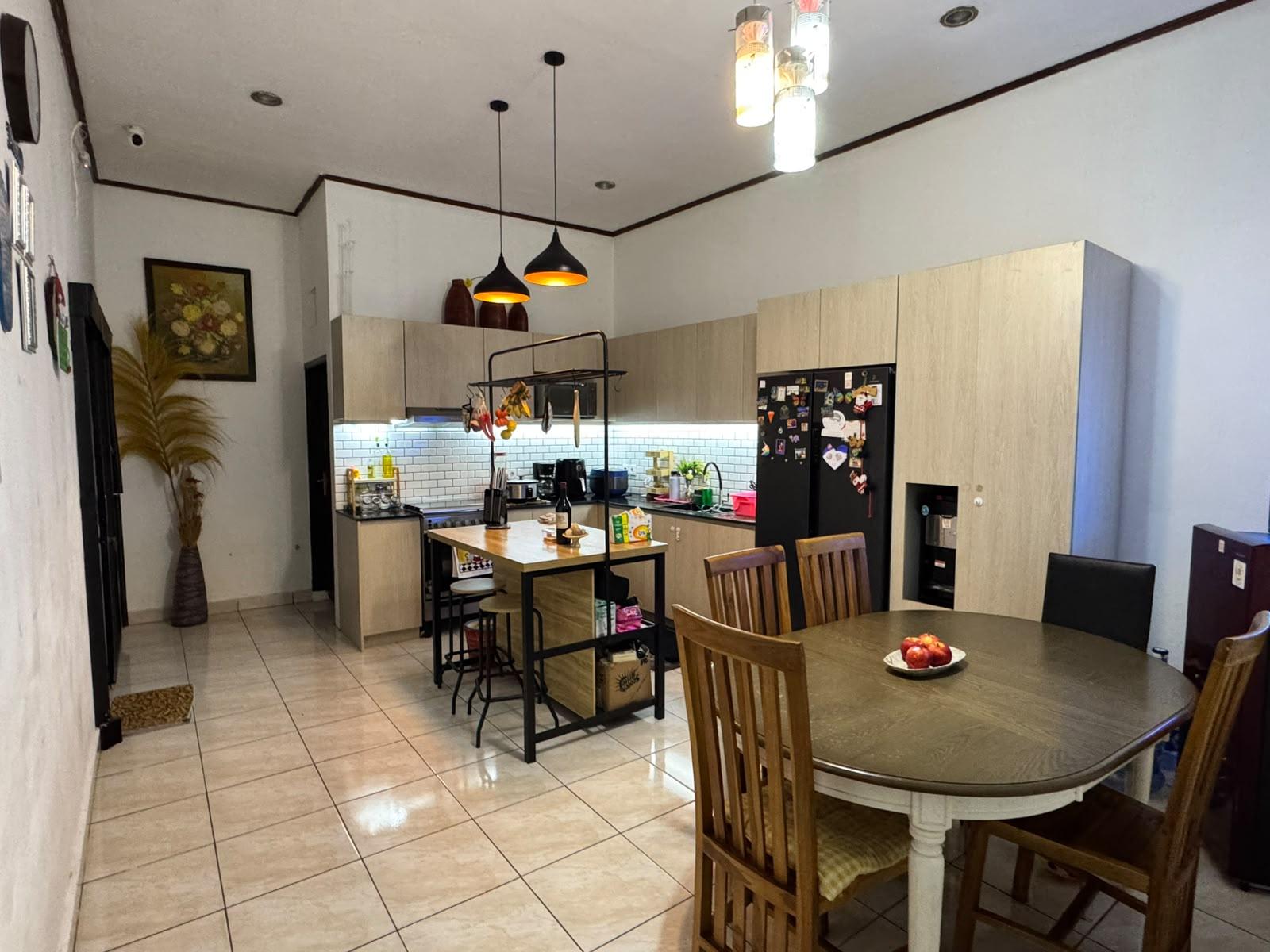 Modern Home with Pool in East Denpasar Kesiman — photo 4