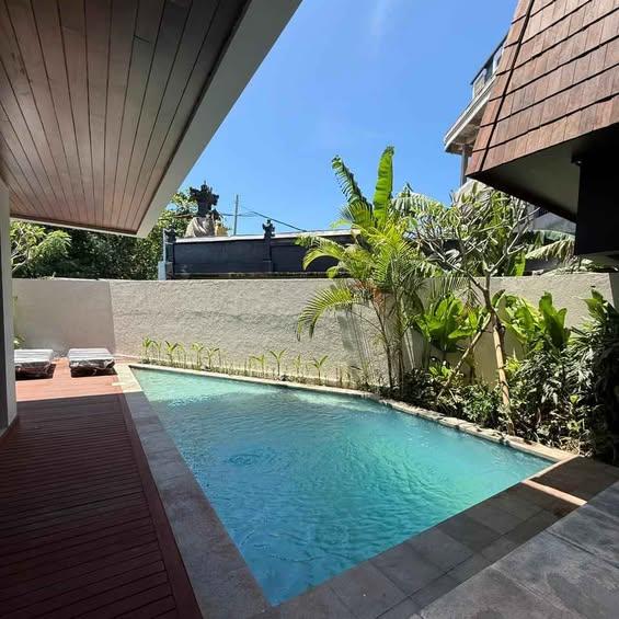 4-bedroom house in Badung, Bali — photo 1