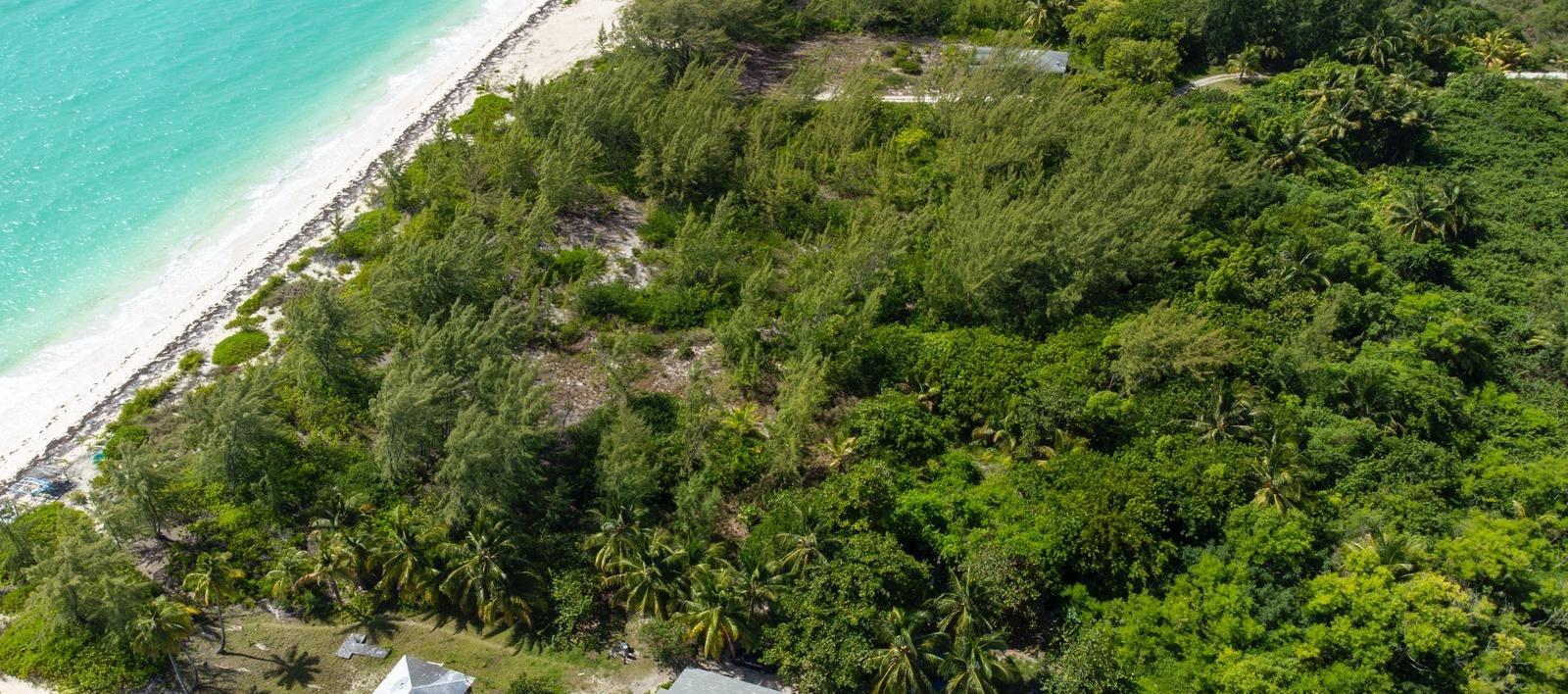 KEMP’S BAY Residence for Sale in Andros, The Bahamas — photo 5