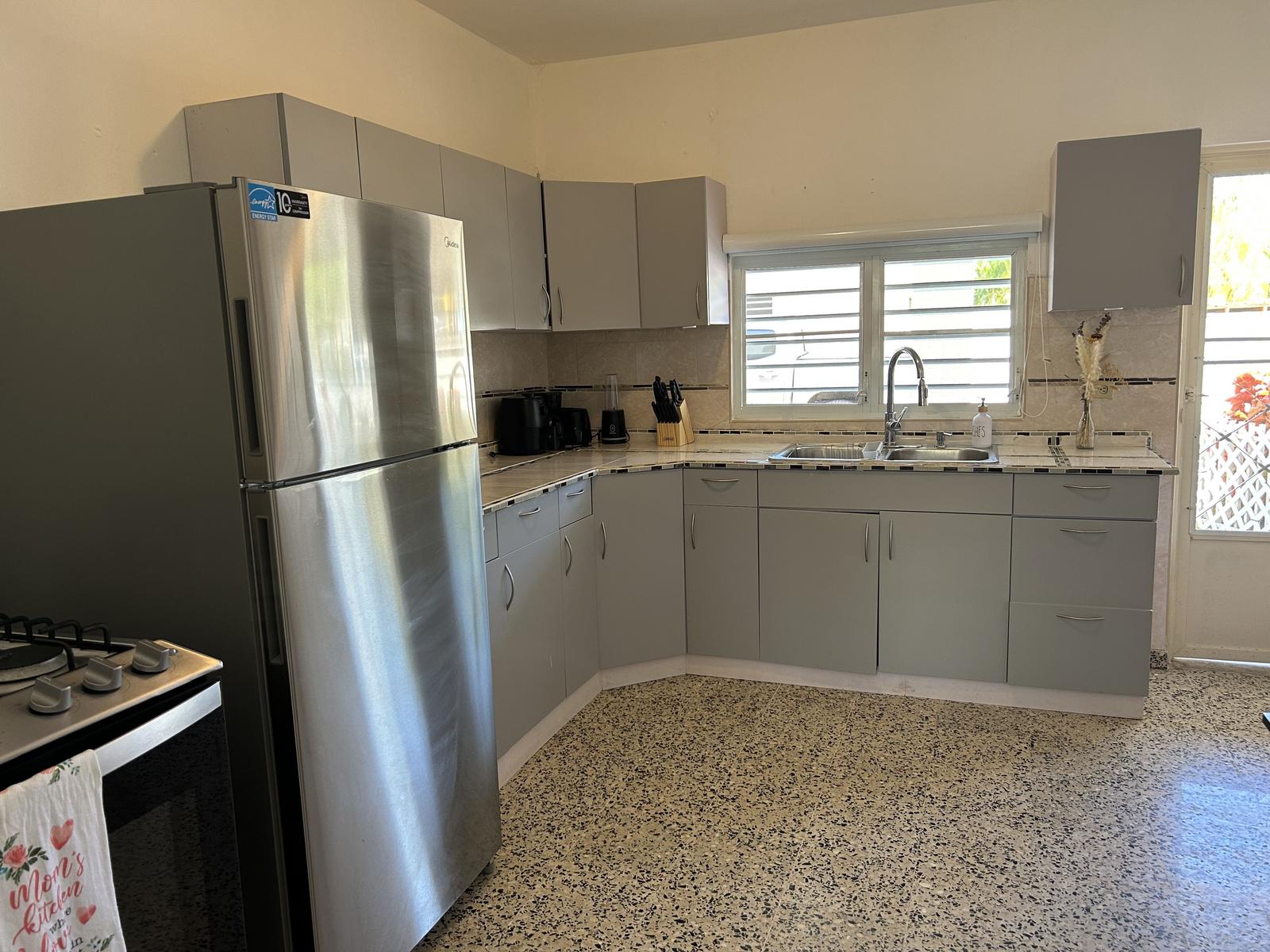 Multi-family home in excellent condition to produce additional income — photo 4