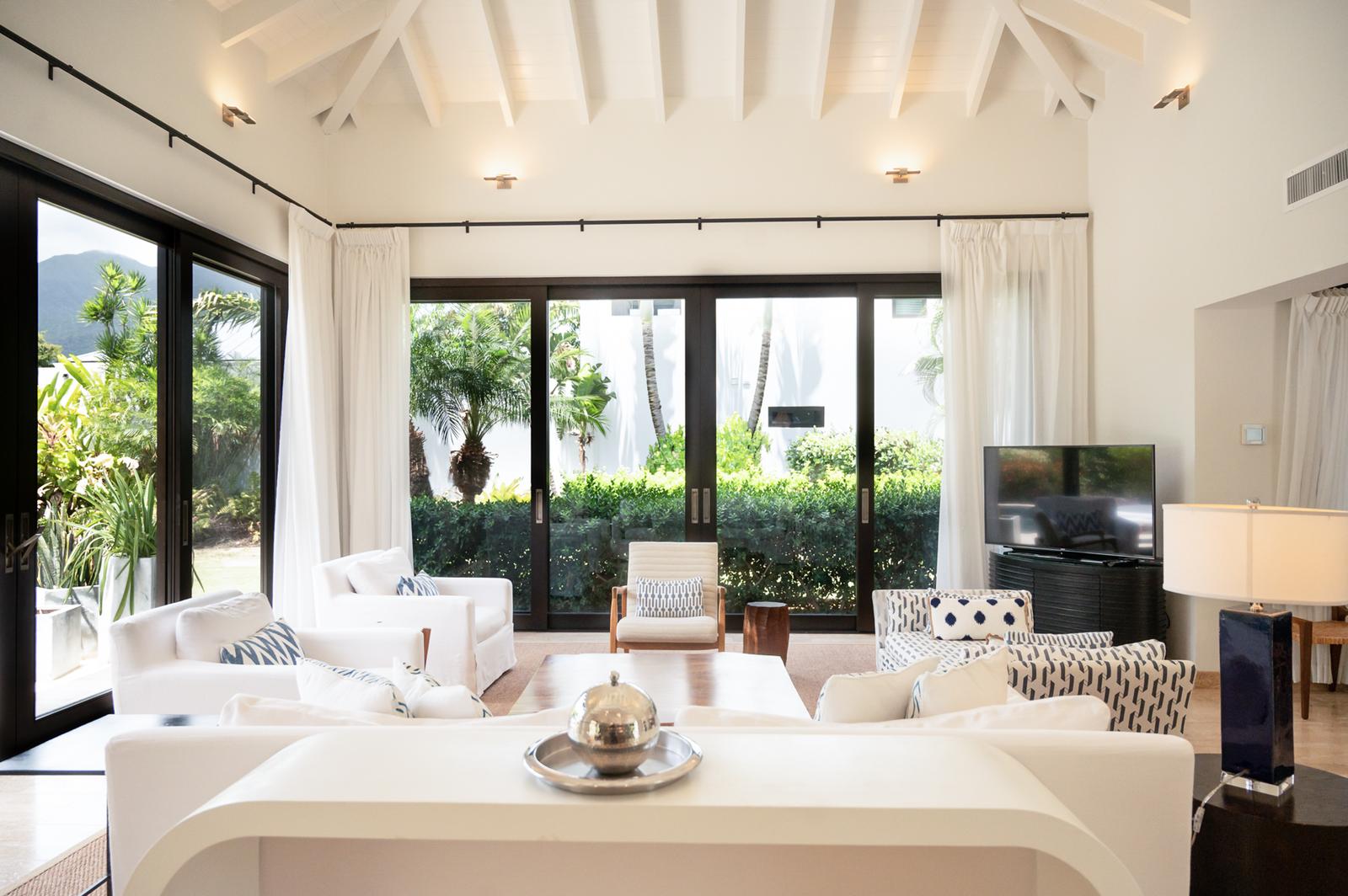1/10th Share of a 3 Bedroom Villa for Sale at the Villas at Pinney's Beach, Four Seasons Resort Estates, Nevis — photo 2