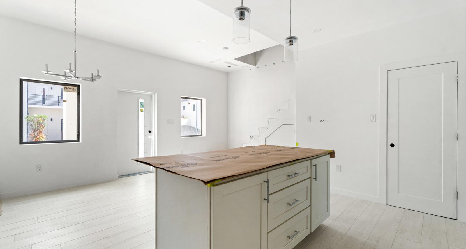 Freehold - Presenting Hilton Estates — photo 1