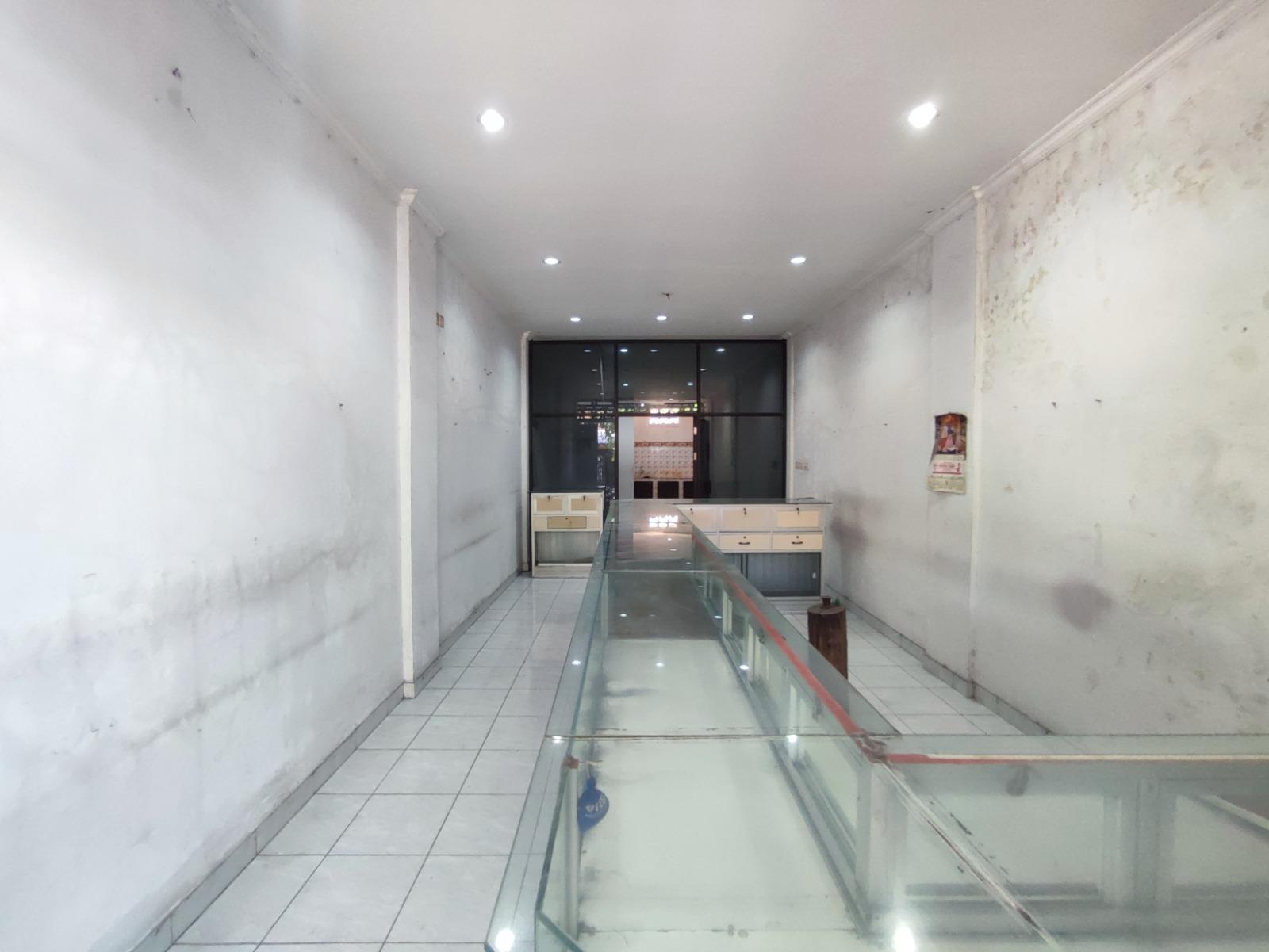 Commercial Investment Opportunity in the Heart of Kuta — photo 1