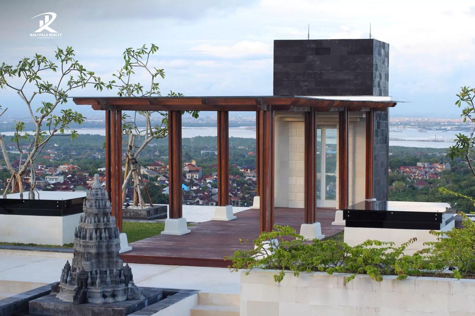 Elite 4BR Freehold Luxury Estate with Rooftop Views in Jimbaran Hill — photo 5