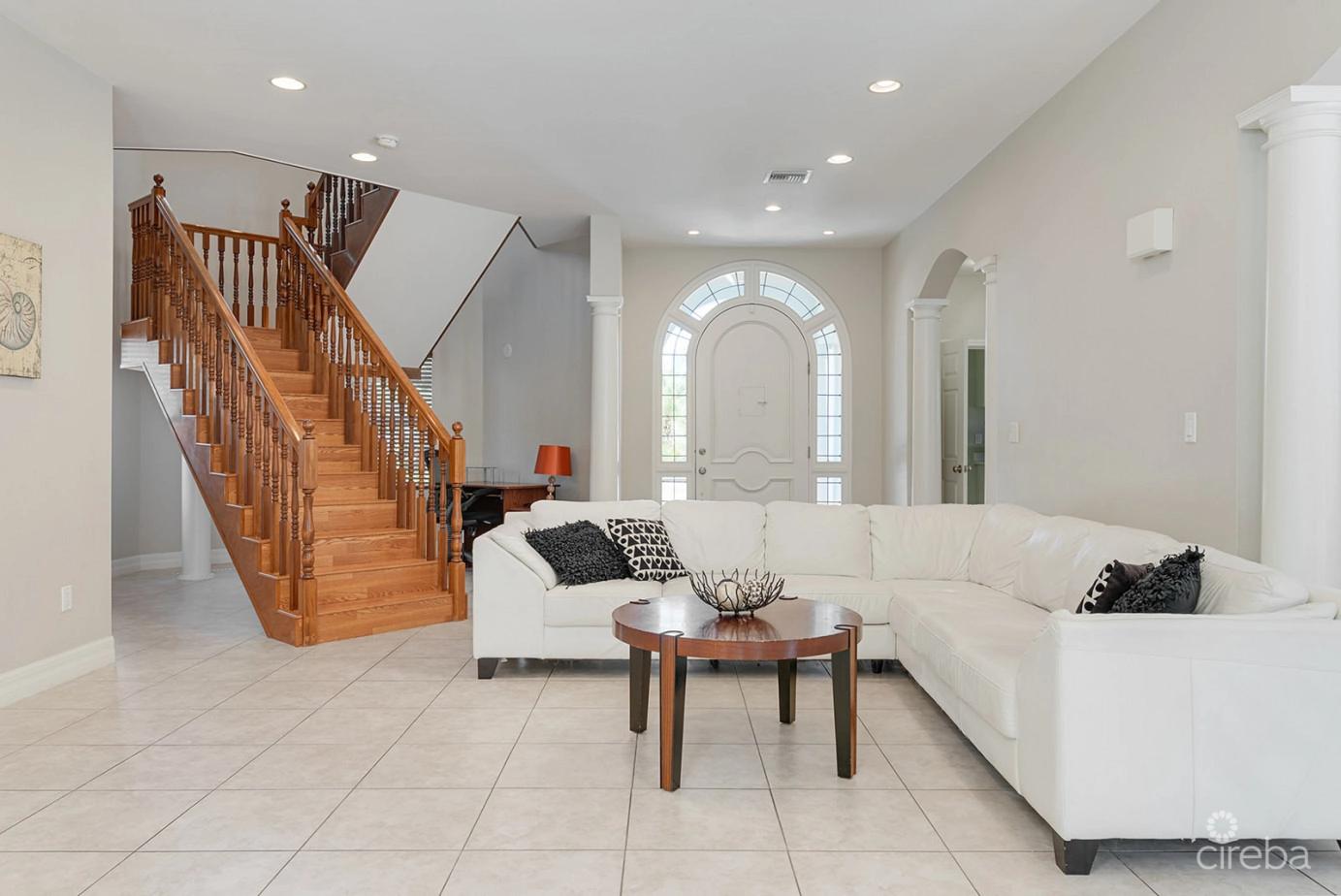 4 bedroom property for sale in South Sound, Cayman Islands — photo 2