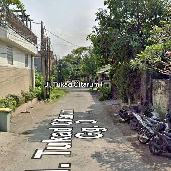 4-bedroom house in Denpasar — photo 1