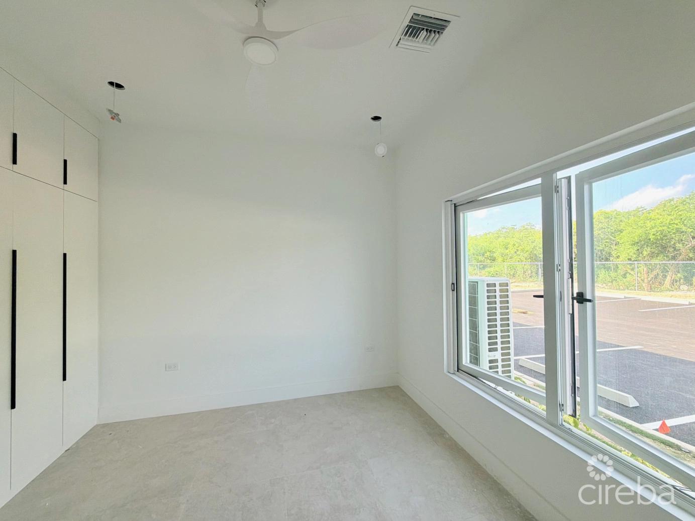 Three Bedroom, 3.5 Bathroom Residence - Developer Unit - The Meadows At Batabano — photo 4