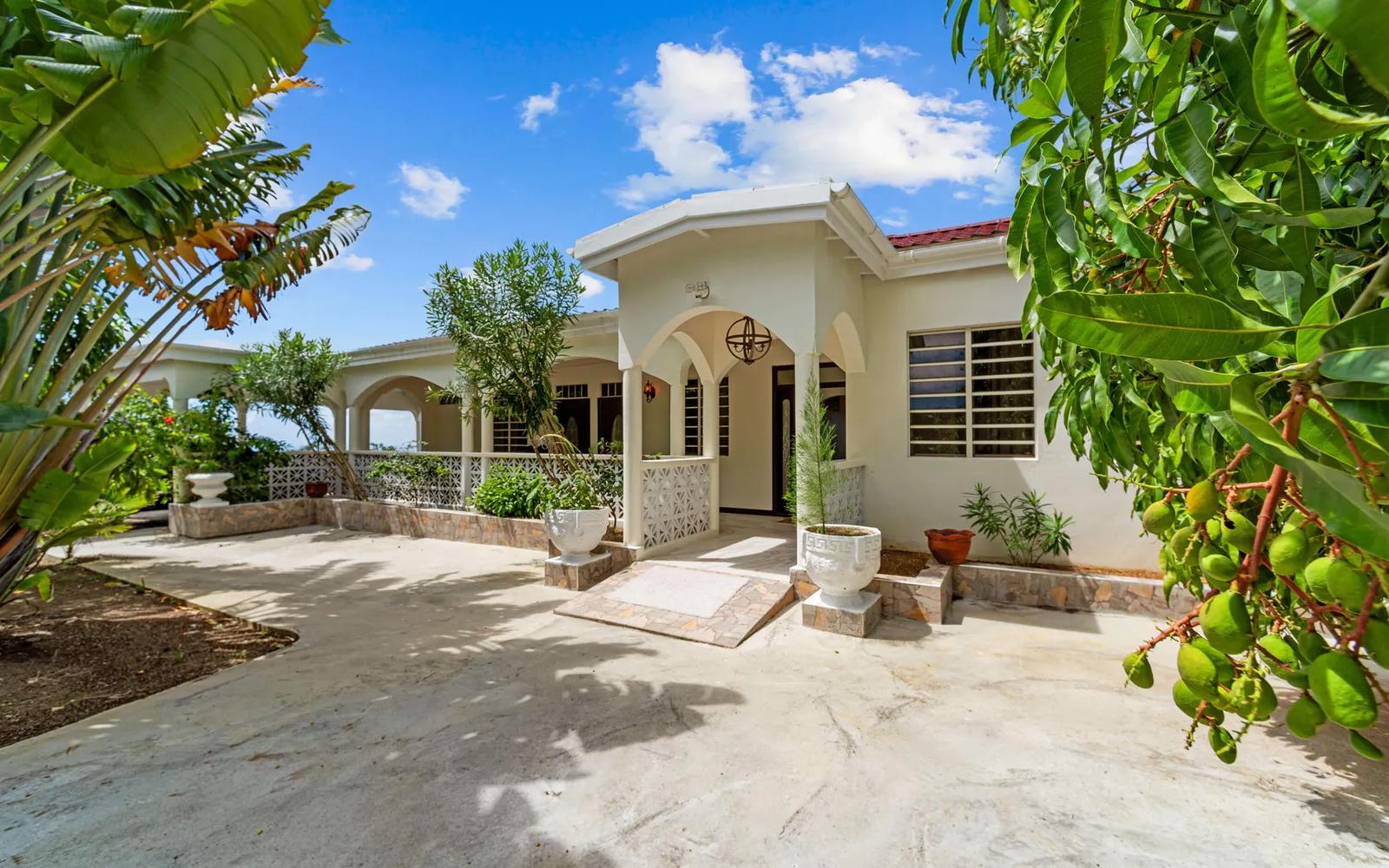 4 Bed, 4 Bath House in Caret Bay West, US Virgin Islands — photo 2