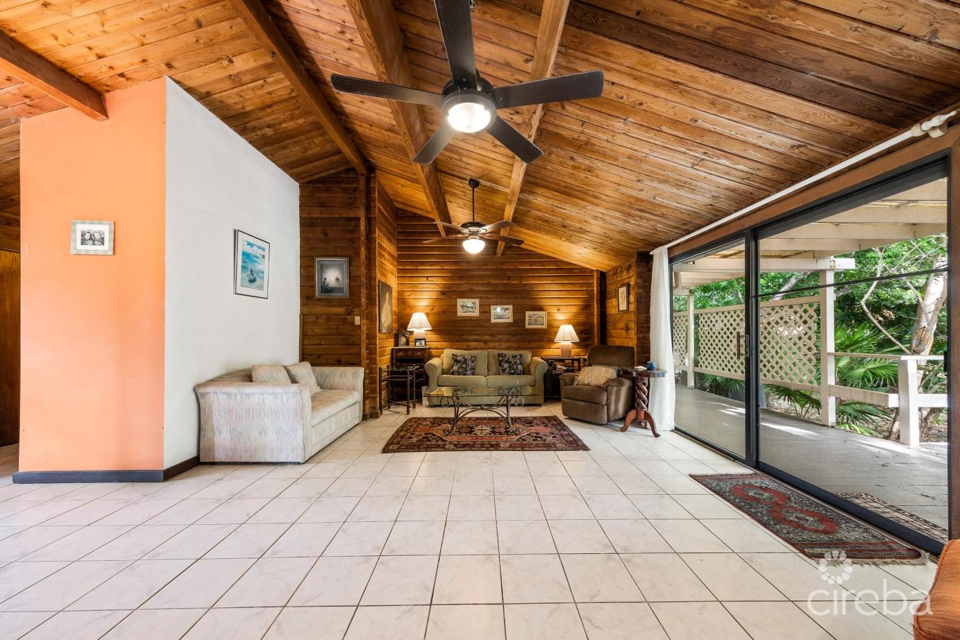 3 Bedroom House in South Sound, Grand Cayman — photo 5