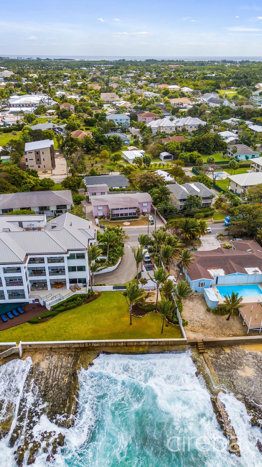 Dolphin Apartments - Multi-Unit Property in George Town, Cayman Islands — photo 5