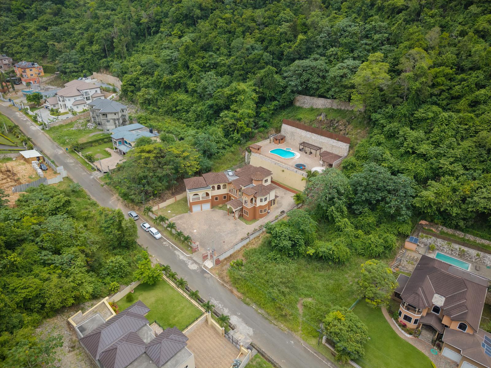 Luxury Jamaican House for Sale — photo 2