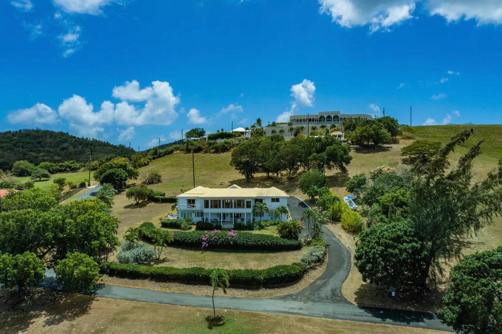 6 Bed 5.5 Bath Villa in US Virgin Islands — photo 3