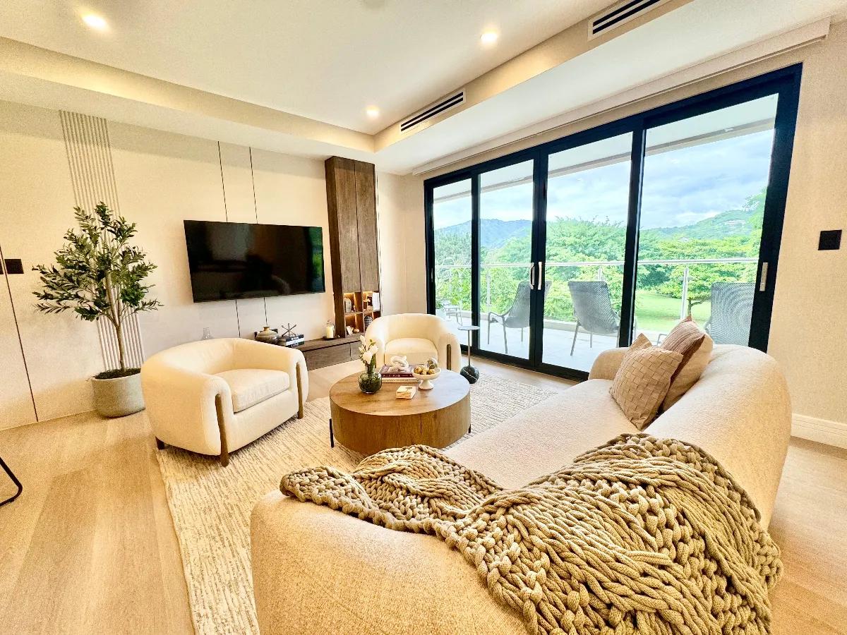Luxurious New Condos Overlooking Port of Spain’s Premier Park — photo 3