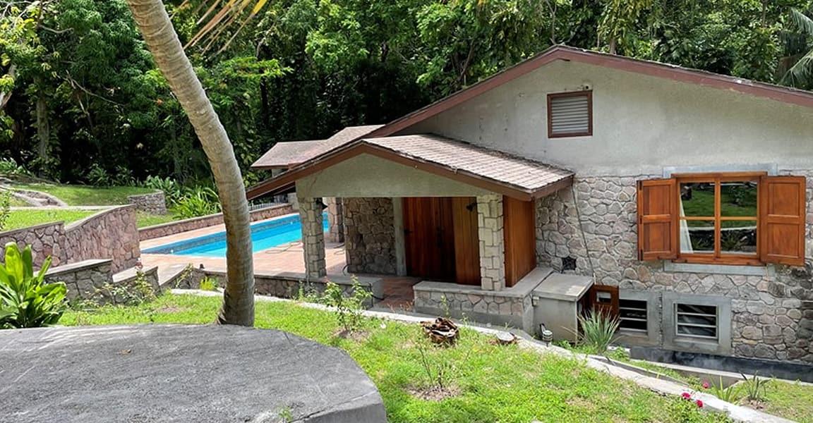 5 Bedroom 8 Acre Home for Sale, Woodlands, Montserrat — photo 4