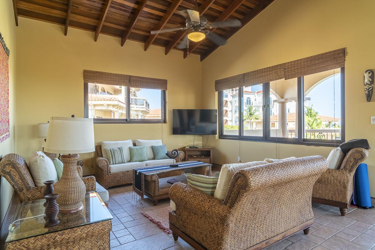 Coco Beach Resort Condo C5 Penthouse — photo 4