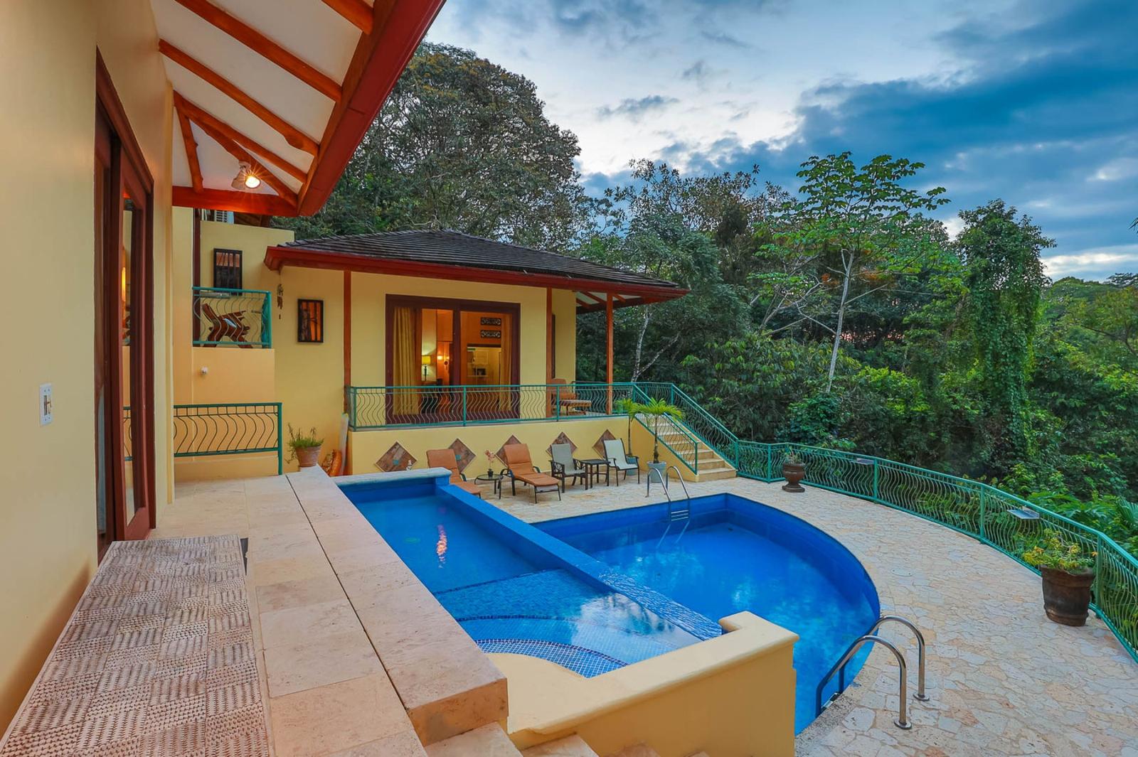 3-bedroom house in Rancho Manuel Antonio, Costa Rica — photo 2