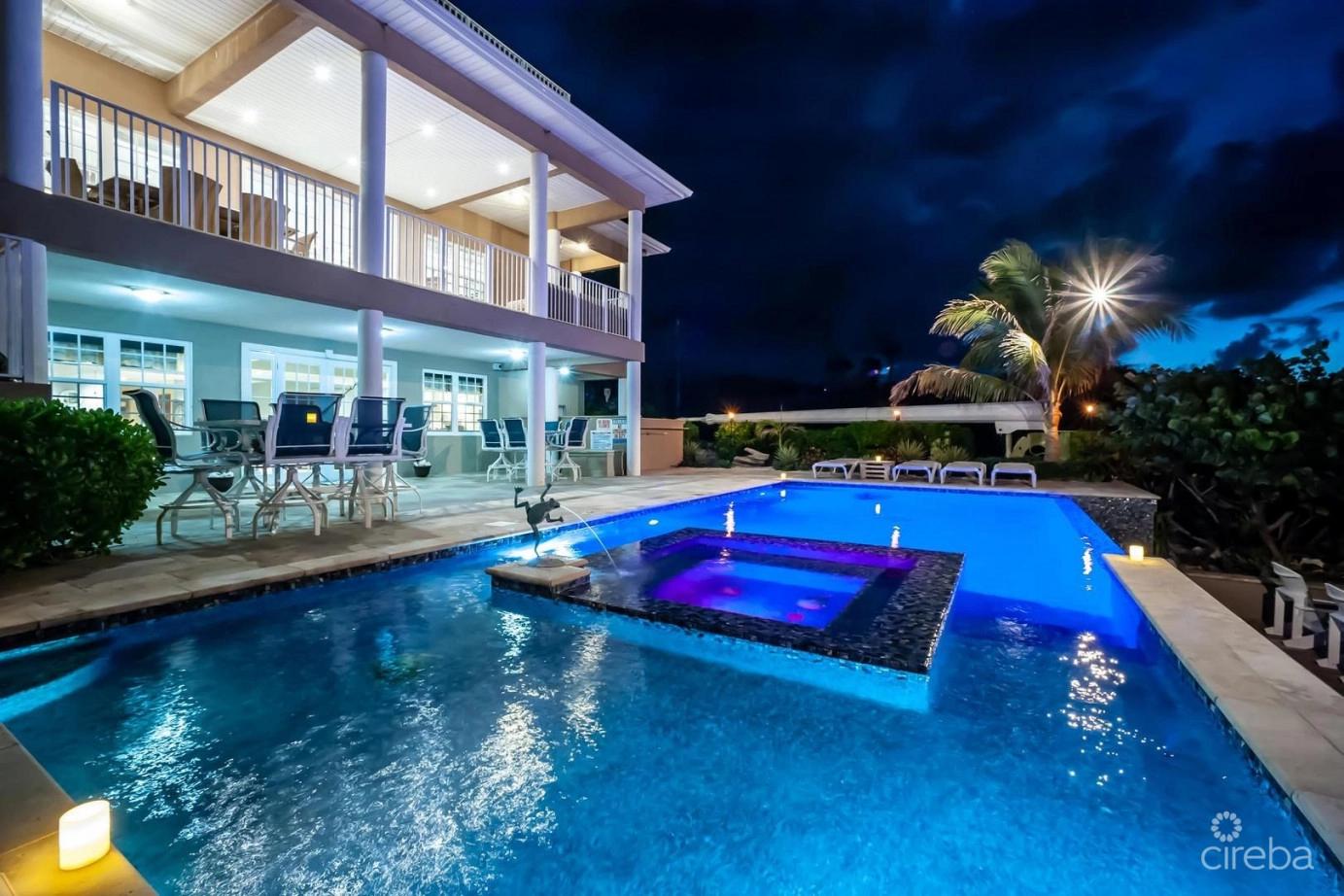 7 bedroom property for sale — Our Cayman Cottage in the Cayman Islands — photo 4