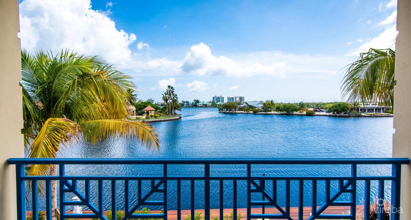 4 bedroom condo for sale in Seven Mile Corridor, Grand Cayman — photo 1