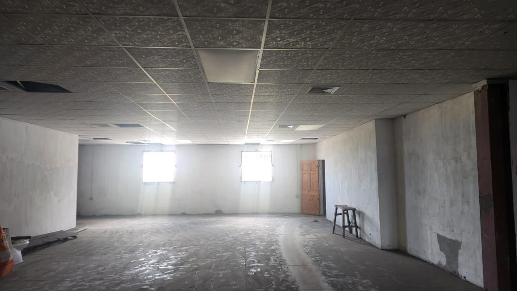Port of Spain Commercial Building — photo 4