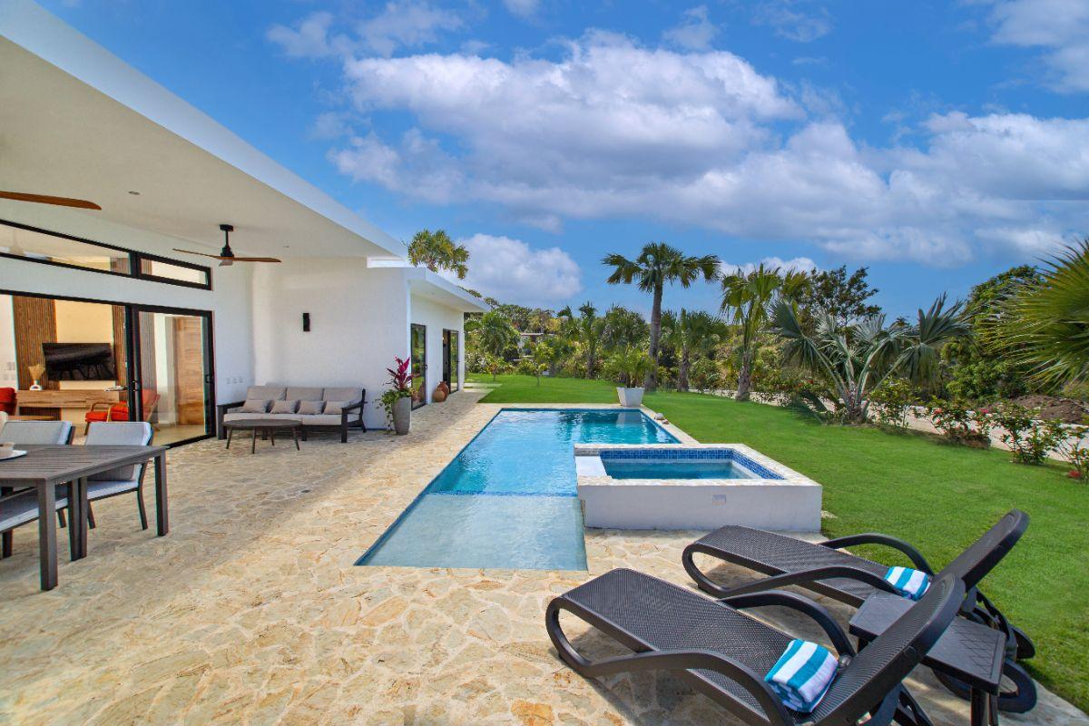 Summer house, a tropical nest, comfortable and exquisite. (Open to deals. Make me your OFFER) — photo 3
