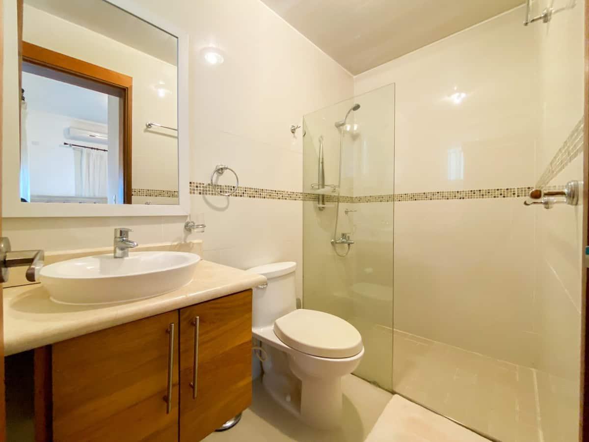 Wonderful 2 Bedroom Condo In Gated Community — photo 4