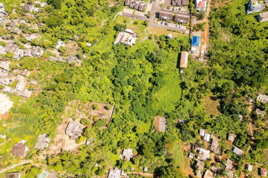 Lot 3 Red Ground in Negril — photo 1