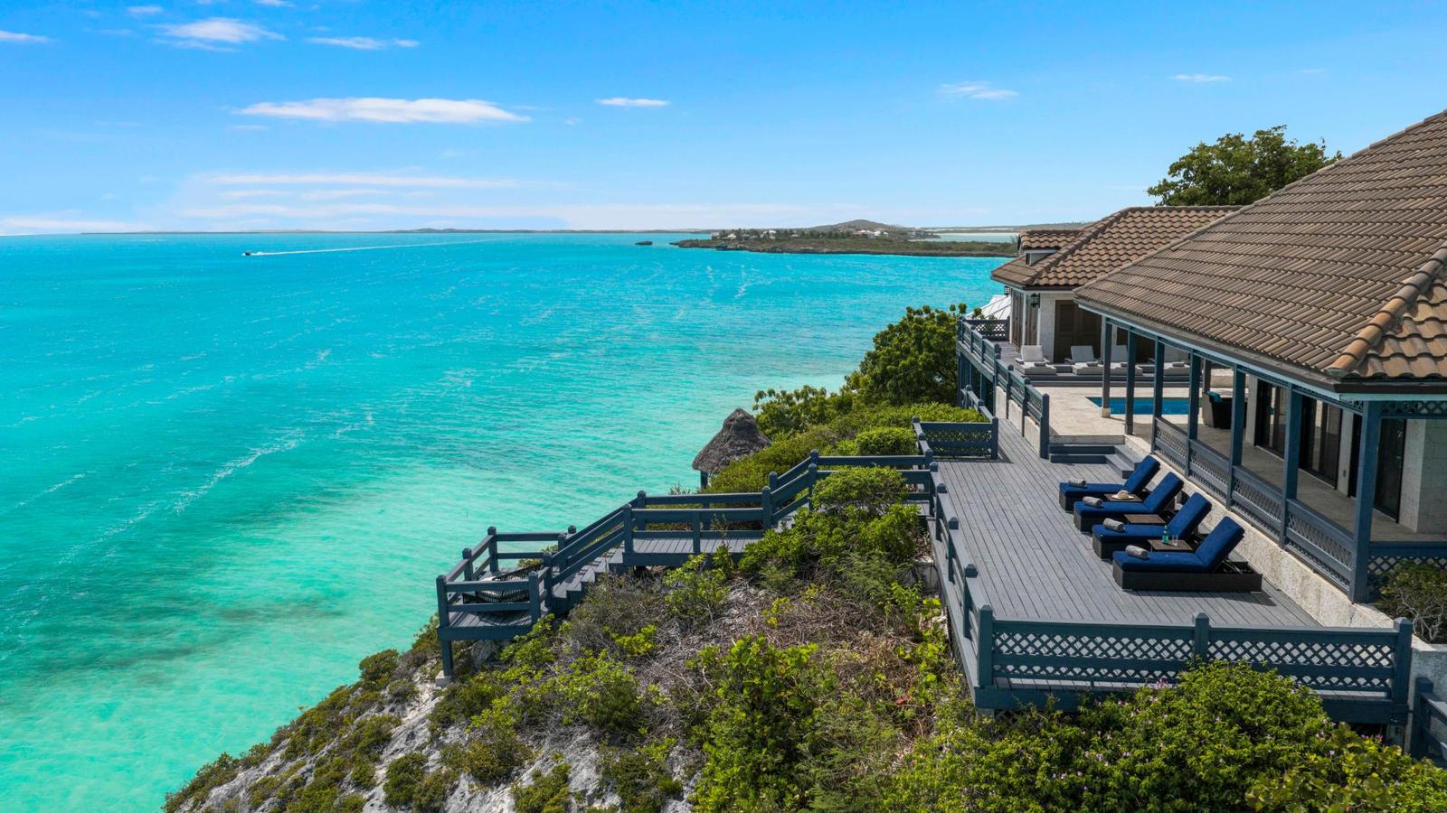 6-bedroom villa in Sapodilla Bay, Turks and Caicos Islands — photo 4