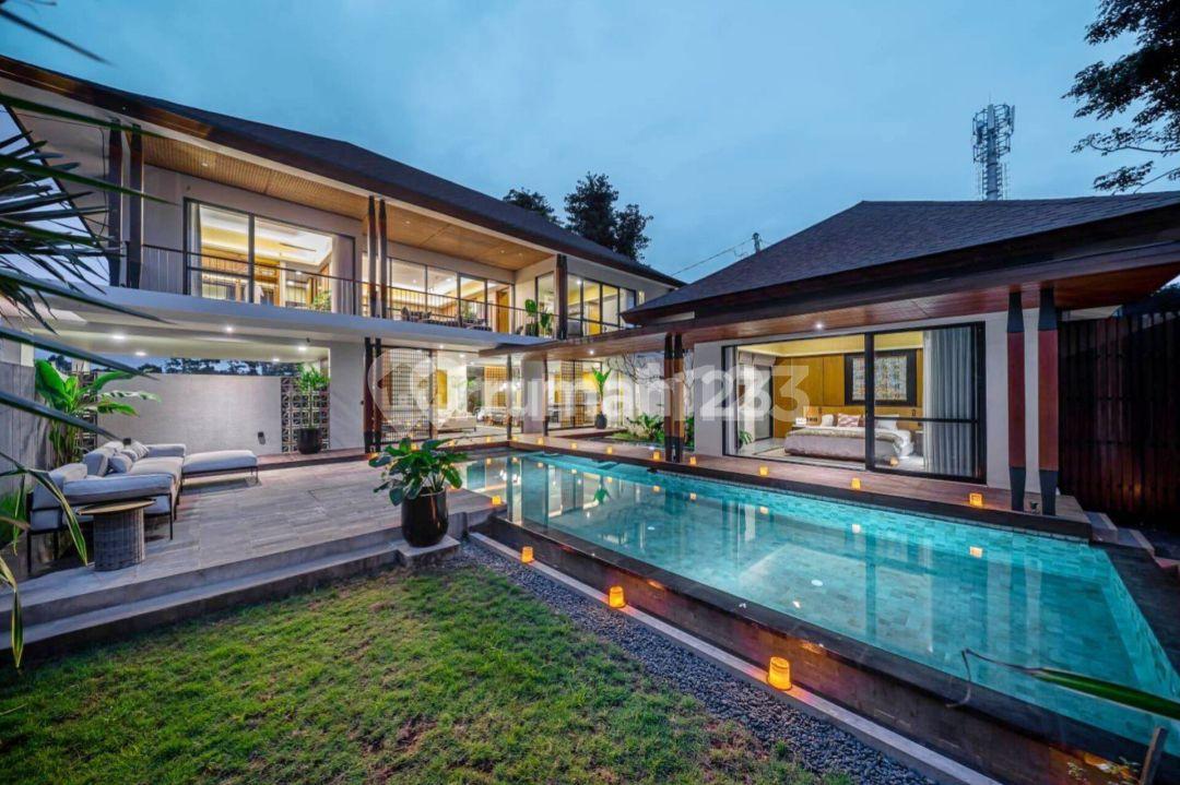 6-bedroom villa in Jimbaran, Bali with luxury resort amenities — photo 4