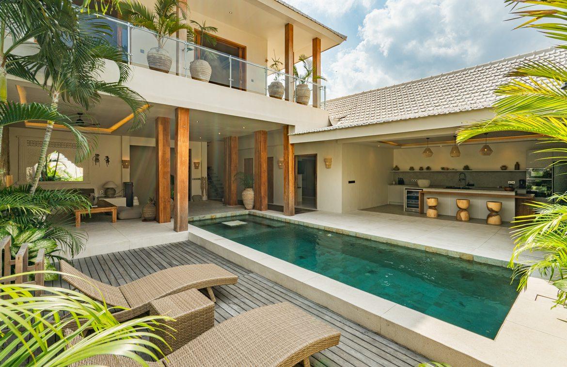 Contemporary 3-bedroom villa steps from shops and Berawa beach in Canggu, Bali, Indonesia. — photo 1