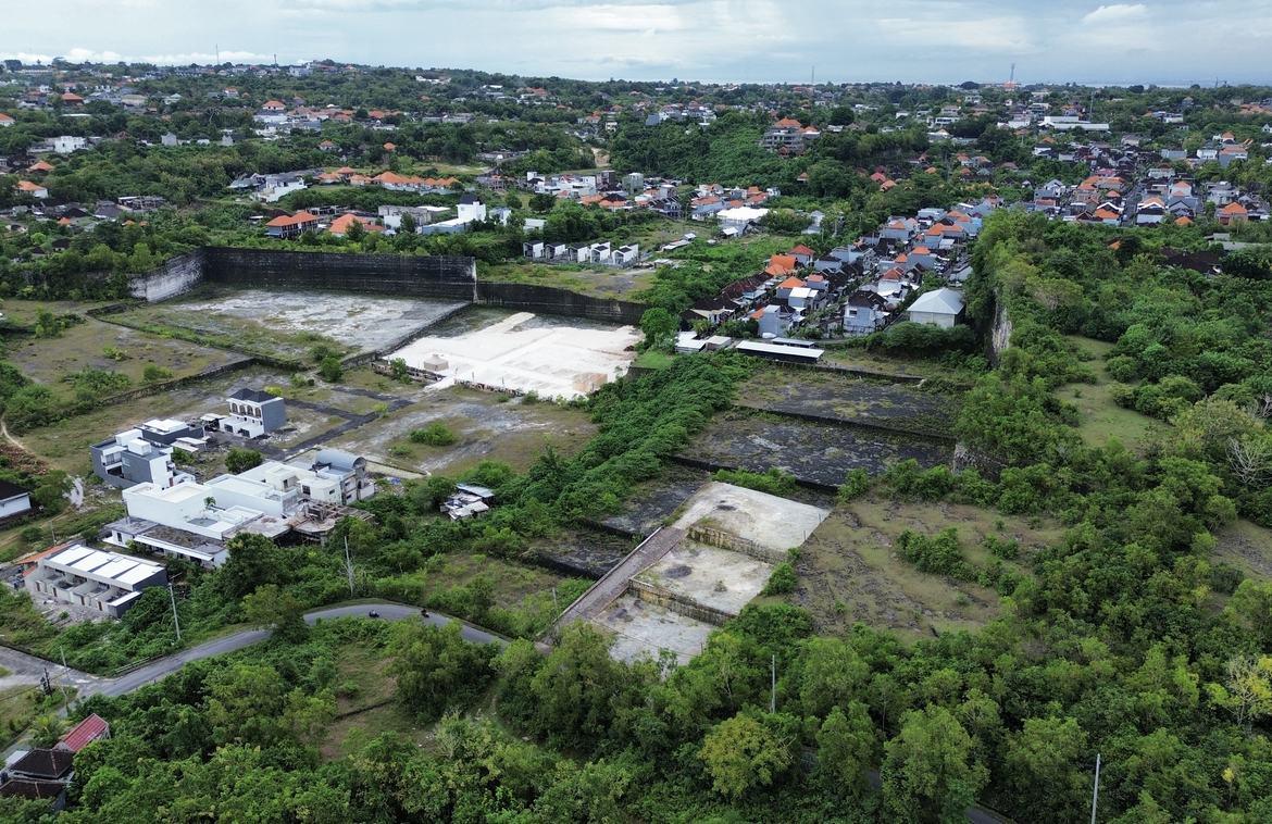 Strategic 425 sqm Freehold Land in Prime Ungasan Residential Zone — photo 5